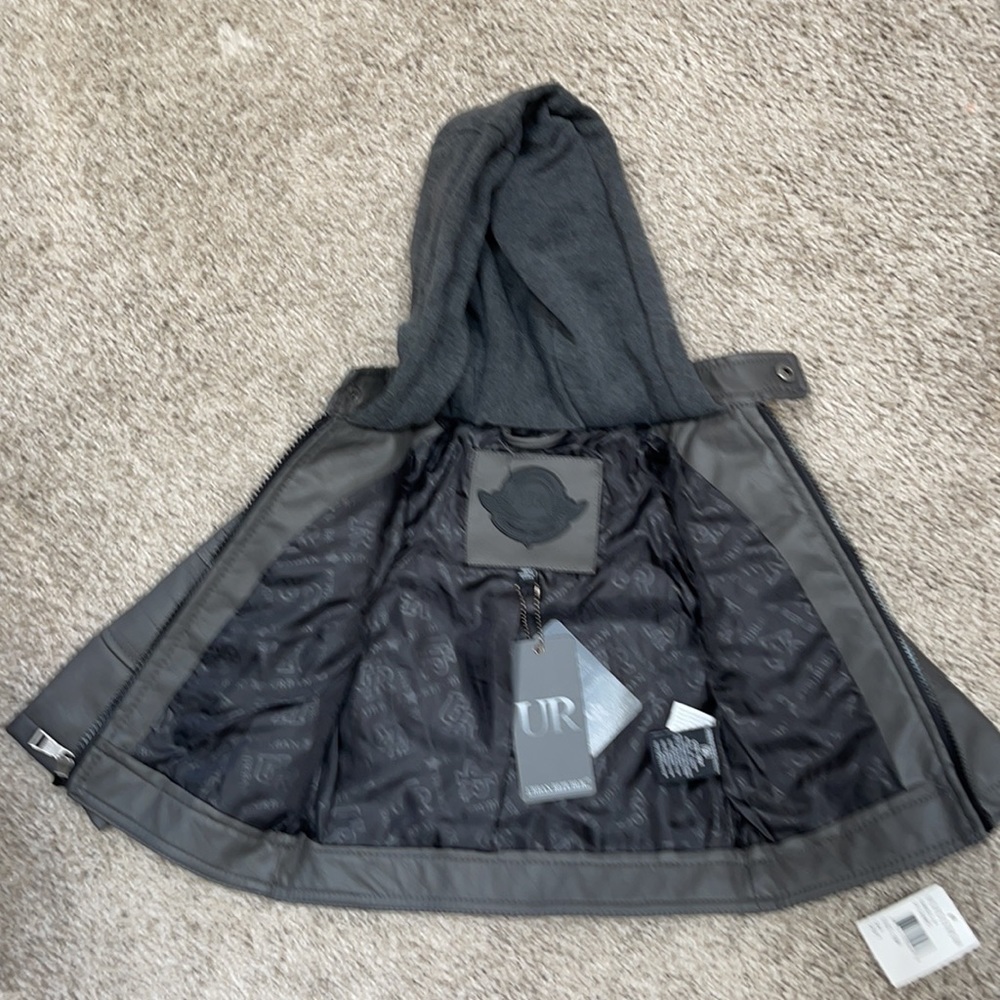 Jacket - Picture 3 of 3